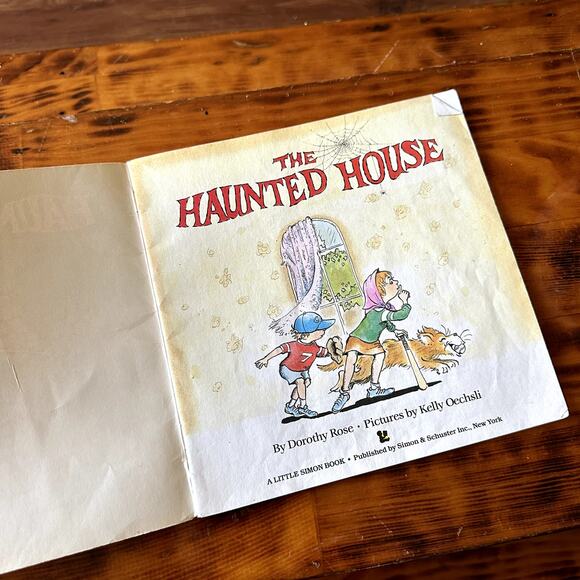Vintage 1986 The Haunted House Paperback Book - Picture 2 of 11